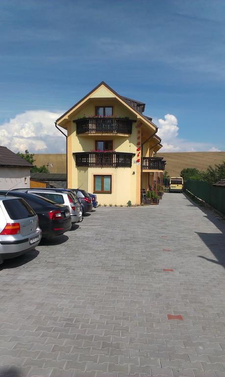 Privat Arcadia Apartamento Podhájska Exterior foto