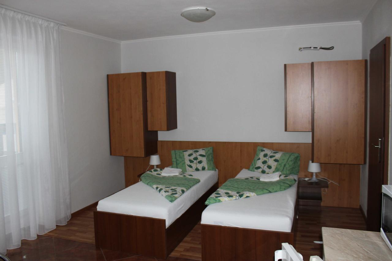 Privat Arcadia Apartamento Podhájska Exterior foto